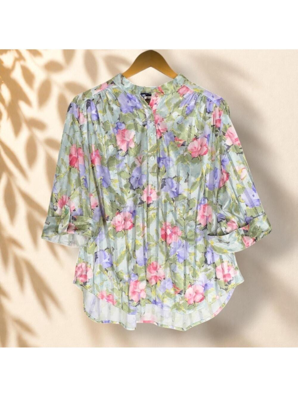 Top Notch Blouse M Medium Green Floral 3/4 Sleeve Button Crew Neck Casual